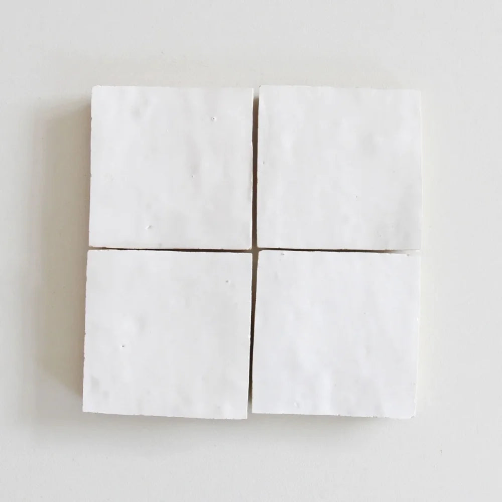 4x4_stratus1_e1573394-40d0-